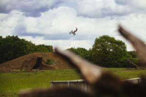 Luc Ackermann - Double Grab - Novilleros Video Production - France 2017